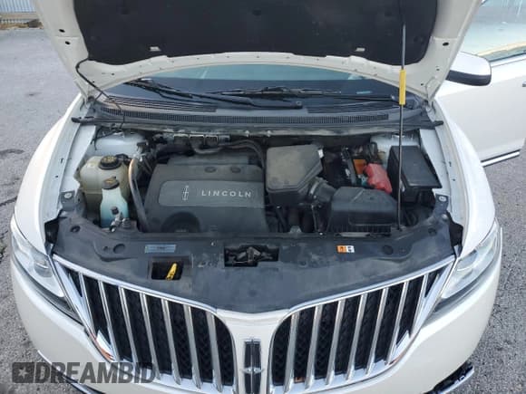 ✅ 2011 Lincoln MKX • VIN: 2LMDJ8JK7BBJ22644 • Lot: 86671605. Wystawiony na Copart z przebiegiem 68 612 mil. Bezpłatny archiwum sprzedaży aukcyjnych z USA i szczegółowy raport historii pojazdu na DreamBid. Zdjęcie 12.