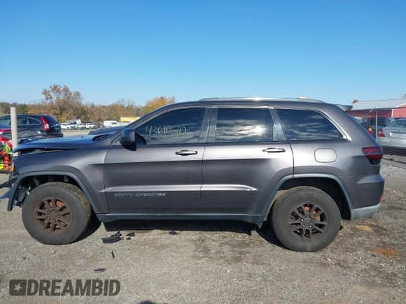 ✅ 2019 Jeep Grand Cherokee Upland • VIN: 1C4RJFAG3KC761920 • Lot: 43610522. Listed on IAAI with 93,537 mi. Free auction sales archive from the USA and detailed vehicle history report at DreamBid. Image 15.
