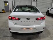 ✅ 2018 Hyundai Sonata SE • VIN: 5NPE24AF1JH645870 • Lot: 93051935. Wystawiony na Copart z przebiegiem 157 420 mil. Bezpłatny archiwum sprzedaży aukcyjnych z USA i szczegółowy raport historii pojazdu na DreamBid. Zdjęcie 6.