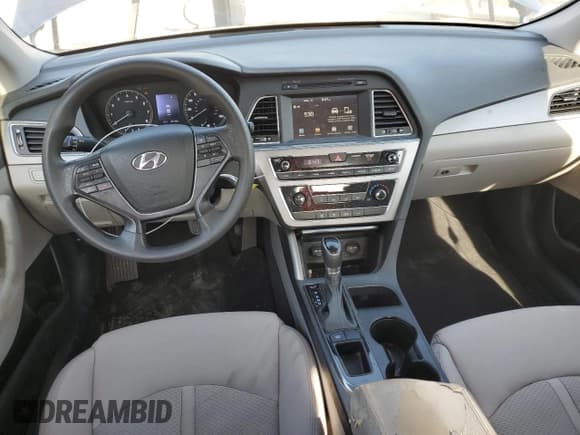 ✅ 2017 Hyundai Sonata SE • VIN: 5NPE24AF3HH502350 • Lot: 51631003. Listed on Copart with 62,738 mi. Free auction sales archive from the USA and detailed vehicle history report at DreamBid. Image 8.
