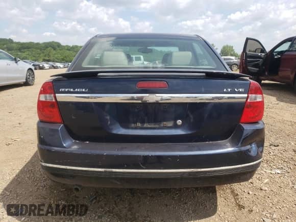 2005 Chevrolet Malibu LT z VIN 1G1ZU54835F106044, wystawiony jako Copart lot #63305175 z przebiegiem 112 641 mil mil oraz Szkoda całkowita • Salvage title. Historia ofert i sprzedaży dostępna na DreamBid. Obrazek 6.