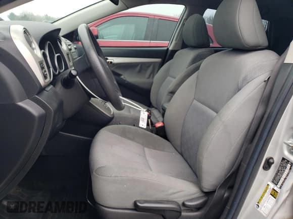 ✅ 2010 Toyota Matrix S • VIN: 2T1LE4EE9AC017087 • Lot: 53549035. Wystawiony na Copart z przebiegiem 127 598 mil. Bezpłatny archiwum sprzedaży aukcyjnych z USA i szczegółowy raport historii pojazdu na DreamBid. Zdjęcie 7.