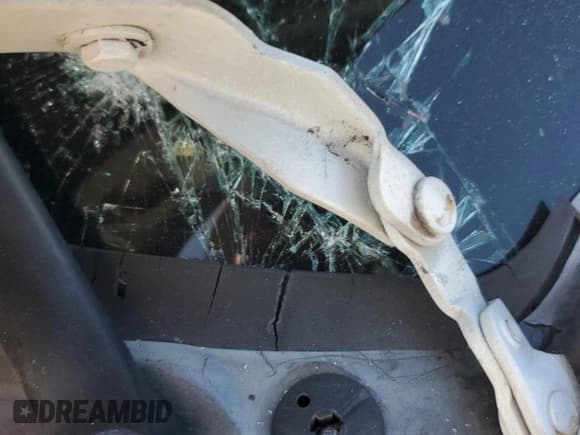 ✅ 1997 BMW 3 Series 328i • VIN: WBABK8327VET96384 • Lot: 90880235. Listed on Copart with Not provided. Free auction sales archive from the USA and detailed vehicle history report at DreamBid. Image 12.