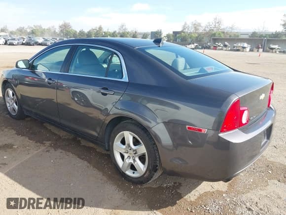 ✅ 2012 Chevrolet Malibu 1FL • VIN: 1G1ZA5E0XCF356833 • Lot: 43693337. Wystawiony na IAAI z przebiegiem 109 704 mil. Bezpłatny archiwum sprzedaży aukcyjnych z USA i szczegółowy raport historii pojazdu na DreamBid. Zdjęcie 3.