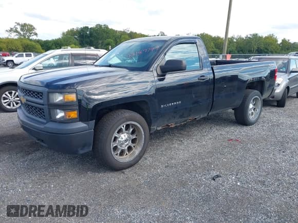 ✅ 2015 Chevrolet Silverado 1500 LS • VIN: 1GCNKPEH8FZ369085 • Лот: 43189749. Опубликован ранее на IAAI с пробегом 194 913 миль. Бесплатный доступ к архиву аукционных продаж из США и подробный отчёт об истории автомобиля на DreamBid. Изображение 2.