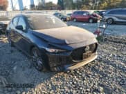 ✅ 2025 Mazda 3 S Preferred • VIN: JM1BPALM9S1778075 • Лот: 90065305. Опубликован ранее на Copart с пробегом 6 588 миль. Бесплатный доступ к архиву аукционных продаж из США и подробный отчёт об истории автомобиля на DreamBid. Изображение 4.