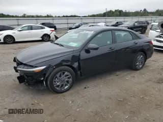 ✅ 2025 Hyundai Elantra Blue • VIN: KMHLM4DJ9SU141524 • Lot: 69173895. Listed on Copart with 5,718 mi. Free auction sales archive from the USA and detailed vehicle history report at DreamBid. Image 1.