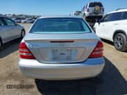 ✅ 2007 Mercedes-Benz C 230 Sport • VIN: WDBRF52H97A936689 • Lot: 42519824. Wystawiony na IAAI z przebiegiem 200 866 mil. Bezpłatny archiwum sprzedaży aukcyjnych z USA i szczegółowy raport historii pojazdu na DreamBid. Zdjęcie 16.