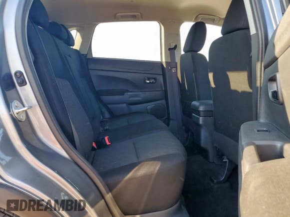 ✅ 2024 Mitsubishi Outlander S • VIN: JA4ARUAUXRU025989 • Лот: 86269725. Опубликован ранее на Copart с пробегом 12 791 миль. Бесплатный доступ к архиву аукционных продаж из США и подробный отчёт об истории автомобиля на DreamBid. Изображение 11.