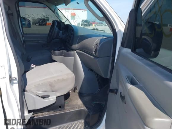 ✅ 2006 Ford Econoline Cargo • VIN: 1FTSE34L46DA67699 • Lot: 42485852. Listed on IAAI with 221,852 mi. Free auction sales archive from the USA and detailed vehicle history report at DreamBid. Image 5.