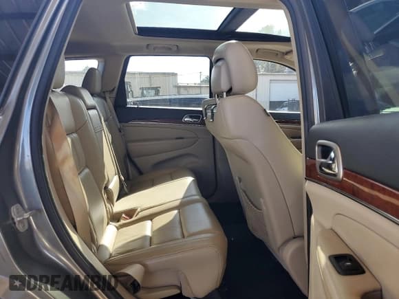 ✅ 2012 Jeep Grand Cherokee Limited • VIN: 1C4RJEBG9CC142426 • Lot: 92115155. Listed on Copart with 172,347 mi. Free auction sales archive from the USA and detailed vehicle history report at DreamBid. Image 11.
