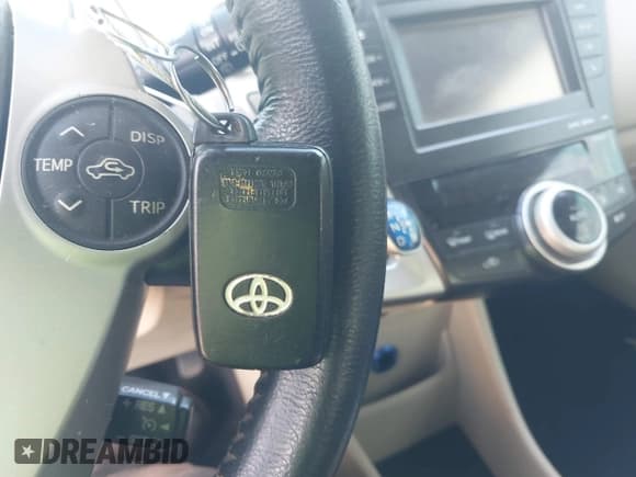 ✅ 2014 Toyota Prius Three • VIN: JTDZN3EU2EJ009516 • Lot: 43356650. Listed on IAAI with 283,929 mi. Free auction sales archive from the USA and detailed vehicle history report at DreamBid. Image 11.