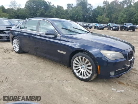 ✅ 2010 BMW 7 Series 750Li xDrive • VIN: WBAKC8C53ACY68481 • Lot: 81613255. Listed on Copart with 138,949 mi. Free auction sales archive from the USA and detailed vehicle history report at DreamBid. Image 4.