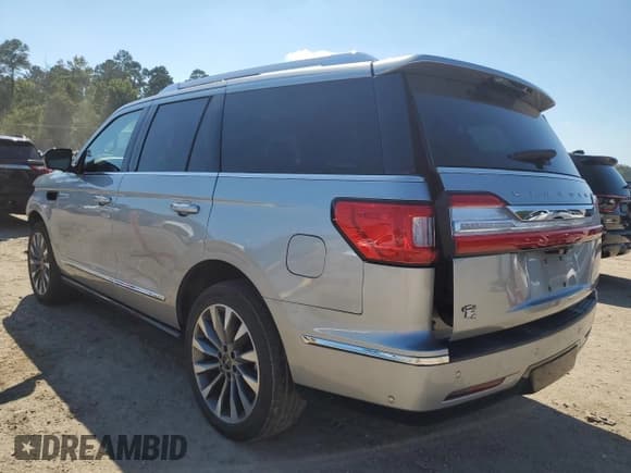 ✅ 2021 Lincoln Navigator Reserve • VIN: 5LMJJ2KT2MEL15047 • Лот: 86174245. Опубликован ранее на Copart с пробегом 112 450 миль. Бесплатный доступ к архиву аукционных продаж из США и подробный отчёт об истории автомобиля на DreamBid. Изображение 2.