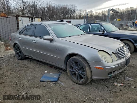 ✅ 2006 Mercedes-Benz E 500 • VIN: WDBUF70J76A838674 • Lot: 96824995. Listed on Copart with 192,959 mi. Free auction sales archive from the USA and detailed vehicle history report at DreamBid. Image 4.