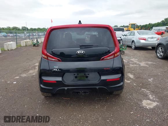 ✅ 2020 Kia Soul GT-Line Turbo • VIN: KNDJ53AF7L7090625 • Lot: 42752767. Listed on IAAI with 77,336 mi. Free auction sales archive from the USA and detailed vehicle history report at DreamBid. Image 16.