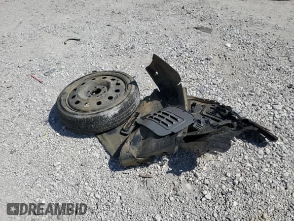 ✅ 2016 Chevrolet Traverse LT • VIN: 1GNKRGKD2GJ232019 • Lot: 72032385. Wystawiony na Copart z przebiegiem Nie podano. Bezpłatny archiwum sprzedaży aukcyjnych z USA i szczegółowy raport historii pojazdu na DreamBid. Zdjęcie 13.