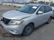 ✅ 2015 Nissan Pathfinder S • VIN: 5N1AR2MN2FC643352 • Lot: 42065631. Listed on IAAI with 82,725 mi. Free auction sales archive from the USA and detailed vehicle history report at DreamBid. Image 2.