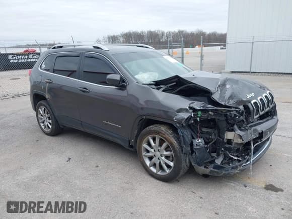 ✅ 2018 Jeep Cherokee Limited • VIN: 1C4PJLDB0JD565920 • Lot: 41747170. Listed on IAAI with 121,604 mi. Free auction sales archive from the USA and detailed vehicle history report at DreamBid. Image 1.