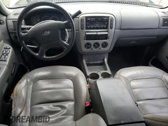 ✅ 2005 Ford Explorer XLT • VIN: 1FMZU63K45UA38225 • Лот: 51774745. Опубликован ранее на Copart с пробегом 263 066 миль. Бесплатный доступ к архиву аукционных продаж из США и подробный отчёт об истории автомобиля на DreamBid. Изображение 8.