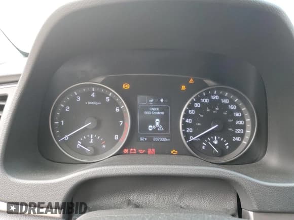 ✅ 2017 Hyundai Elantra Limited • VIN: KMHD84LFXHU086323 • Lot: 61803345. Listed on Copart with 207,332 mi. Free auction sales archive from the USA and detailed vehicle history report at DreamBid. Image 9.