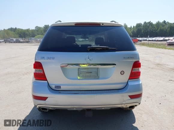 ✅ 2009 Mercedes-Benz M 320 • VIN: 4JGBB25E29A481911 • Lot: 42812916. Wystawiony na IAAI z przebiegiem 165 187 mil. Bezpłatny archiwum sprzedaży aukcyjnych z USA i szczegółowy raport historii pojazdu na DreamBid. Zdjęcie 15.