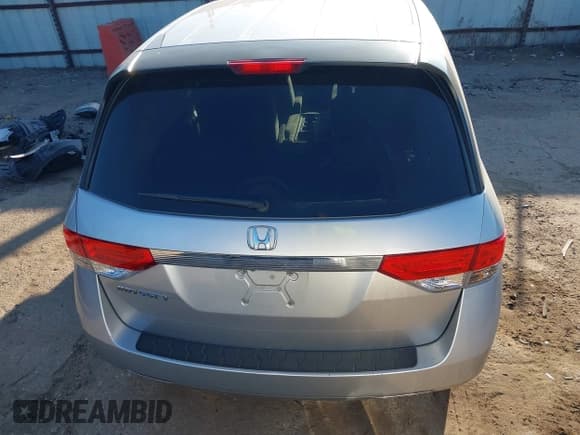 ✅ 2014 Honda Odyssey EX • VIN: 5FNRL5H44EB047057 • Lot: 43405651. Listed on IAAI with 184,754 mi. Free auction sales archive from the USA and detailed vehicle history report at DreamBid. Image 17.