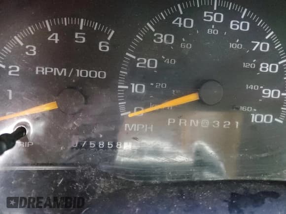 ✅ 1997 Chevrolet Silverado 1500 • VIN: 2GCEK19R8V1210445 • Лот: 91838485. Опубликован ранее на Copart с пробегом 75 858 миль. Бесплатный доступ к архиву аукционных продаж из США и подробный отчёт об истории автомобиля на DreamBid. Изображение 9.