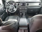 ✅ 2021 Jeep Gladiator High Altitude • VIN: 1C6HJTFG0ML543298 • Lot: 54225085. Wystawiony na Copart z przebiegiem 69 115 mil. Bezpłatny archiwum sprzedaży aukcyjnych z USA i szczegółowy raport historii pojazdu na DreamBid. Zdjęcie 8.