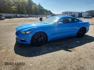 ✅ 2017 Ford Mustang V6 • VIN: 1FA6P8AM0H5305069 • Lot: 85389745. Wystawiony na Copart z przebiegiem 127 779 mil. Bezpłatny archiwum sprzedaży aukcyjnych z USA i szczegółowy raport historii pojazdu na DreamBid. Zdjęcie 1.