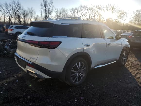 ✅ 2022 Infiniti QX60 Sensory • VIN: 5N1DL1GS8NC332839 • Лот: 85265524. Опубликован ранее на Copart с пробегом 7 863 миль. Бесплатный доступ к архиву аукционных продаж из США и подробный отчёт об истории автомобиля на DreamBid. Изображение 3.