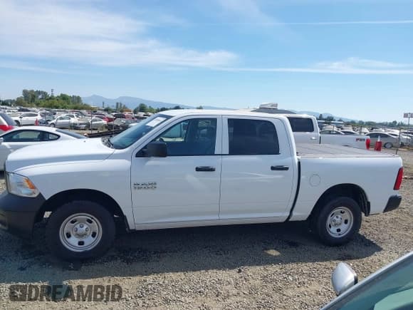 ✅ 2016 Ram 1500 Express • VIN: 1C6RR7KG2GS108819 • Lot: 42896844. Listed on IAAI with 69,225 mi. Free auction sales archive from the USA and detailed vehicle history report at DreamBid. Image 14.