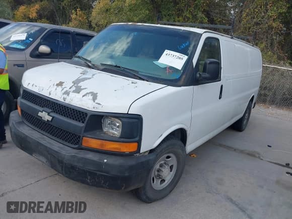 ✅ 2008 Chevrolet City Express Cargo • VIN: 1GCGG29K381135229 • Лот: 43737205. Опубликован ранее на IAAI с пробегом 274 321 миль. Бесплатный доступ к архиву аукционных продаж из США и подробный отчёт об истории автомобиля на DreamBid. Изображение 2.