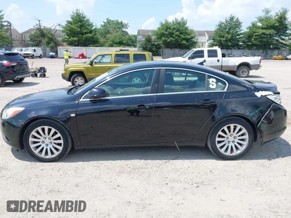 ✅ 2011 Buick Regal CXL RL2 • VIN: 2G4GP5ECXB9214654 • Lot: 42585278. Listed on IAAI with 128,410 mi. Free auction sales archive from the USA and detailed vehicle history report at DreamBid. Image 14.