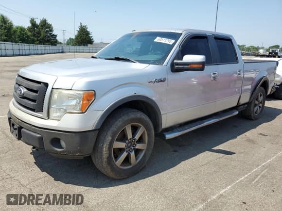 ✅ 2010 Ford F-150 XL • VIN: 1FTFW1EV2AFC00699 • Lot: 60511295. Listed on Copart with 220,667 mi. Free auction sales archive from the USA and detailed vehicle history report at DreamBid. Image 1.