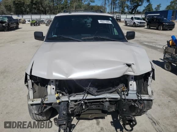 ✅ 2016 Ford Expedition XLT • VIN: 1FMJU1JT3GEF54343 • Lot: 45271995. Listed on Copart with 110,253 mi. Free auction sales archive from the USA and detailed vehicle history report at DreamBid. Image 5.