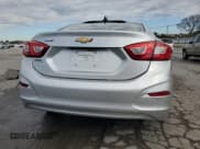 ✅ 2018 Chevrolet Cruze LS • VIN: 1G1BC5SM7J7186070 • Lot: 87314565. Listed on Copart with 138,914 mi. Free auction sales archive from the USA and detailed vehicle history report at DreamBid. Image 6.