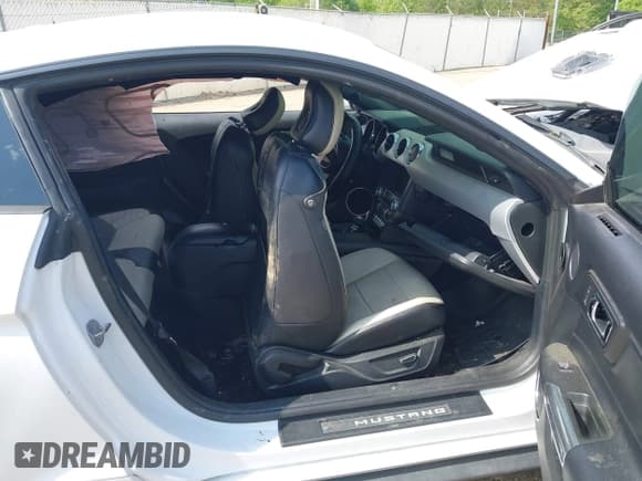 ✅ 2016 Ford Mustang GT • VIN: 1FA6P8CF4G5311762 • Lot: 42052533. Listed on IAAI with Not provided. Free auction sales archive from the USA and detailed vehicle history report at DreamBid. Image 5.