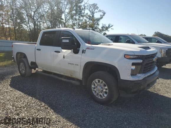 2024 Chevrolet Silverado 3500HD Work Truck z VIN 1GC4YSE76RF188206, wystawiony jako Copart lot #74440004 z przebiegiem Nie podano mil oraz Szkoda całkowita • Salvage title. Historia ofert i sprzedaży dostępna na DreamBid. Obrazek 4.