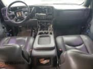 ✅ 2005 Chevrolet Silverado SS • VIN: 2GCEK19N751150820 • Лот: 77775794. Опубликован ранее на Copart с пробегом Не указан. Бесплатный доступ к архиву аукционных продаж из США и подробный отчёт об истории автомобиля на DreamBid. Изображение 8.