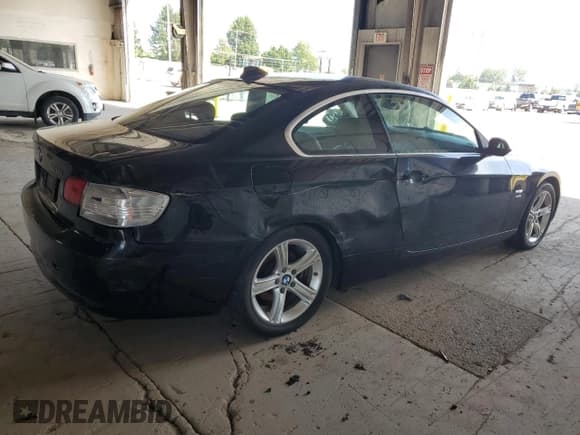 ✅ 2009 BMW 3 Series 328i xDrive • VIN: WBAWC33579PU83448 • Lot: 66146185. Listed on Copart with 91,409 mi. Free auction sales archive from the USA and detailed vehicle history report at DreamBid. Image 3.