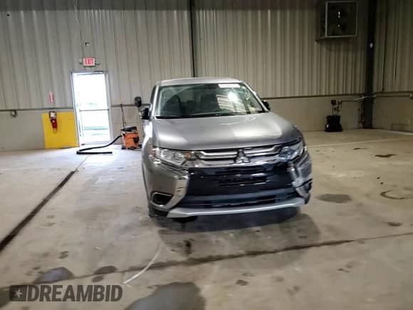 2018 Mitsubishi Outlander ES с VIN JA4AD2A37JZ000825, выставлен на аукционе Copart как лот 71308155 с пробегом 85 326 миль миль и Списание • Salvage title. История ставок и продаж доступна на DreamBid. Изображение 14.