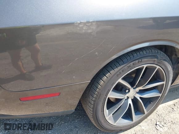 ✅ 2016 Dodge Challenger SXT Plus • VIN: 2C3CDZAG5GH264889 • Lot: 42623370. Listed on IAAI with 174,652 mi. Free auction sales archive from the USA and detailed vehicle history report at DreamBid. Image 18.