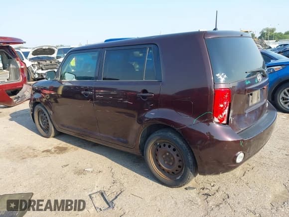 ✅ 2010 Scion xB • VIN: JTLZE4FE6A1097918 • Lot: 43010236. Wystawiony na IAAI z przebiegiem 244 851 mil. Bezpłatny archiwum sprzedaży aukcyjnych z USA i szczegółowy raport historii pojazdu na DreamBid. Zdjęcie 3.