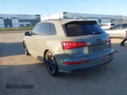 ✅ 2019 Audi SQ5 Premium Plus • VIN: WA1B4AFY6K2039922 • Lot: 43470325. Listed on IAAI with 145,692 mi. Free auction sales archive from the USA and detailed vehicle history report at DreamBid. Image 3.