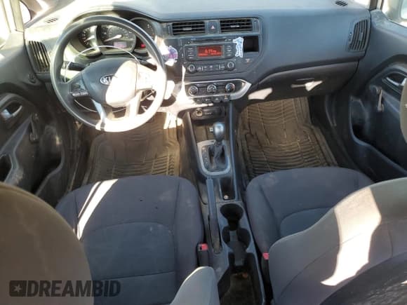 ✅ 2013 Kia Rio LX • VIN: KNADM4A30D6177993 • Лот: 86112595. Опубликован ранее на Copart с пробегом 100 830 миль. Бесплатный доступ к архиву аукционных продаж из США и подробный отчёт об истории автомобиля на DreamBid. Изображение 8.