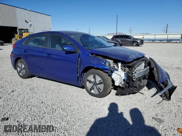 ✅ 2022 Hyundai Ioniq Blue • VIN: KMHC65LC9NU268734 • Lot: 89368835. Wystawiony na Copart z przebiegiem 67 892 mil. Bezpłatny archiwum sprzedaży aukcyjnych z USA i szczegółowy raport historii pojazdu na DreamBid. Zdjęcie 4.