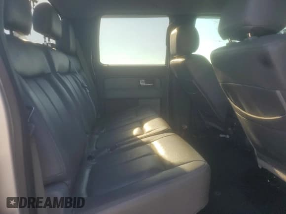 ✅ 2012 Ford F-150 XLT • VIN: 1FTFW1EF9CFB99837 • Lot: 80922235. Wystawiony na Copart z przebiegiem 117 396 mil. Bezpłatny archiwum sprzedaży aukcyjnych z USA i szczegółowy raport historii pojazdu na DreamBid. Zdjęcie 10.