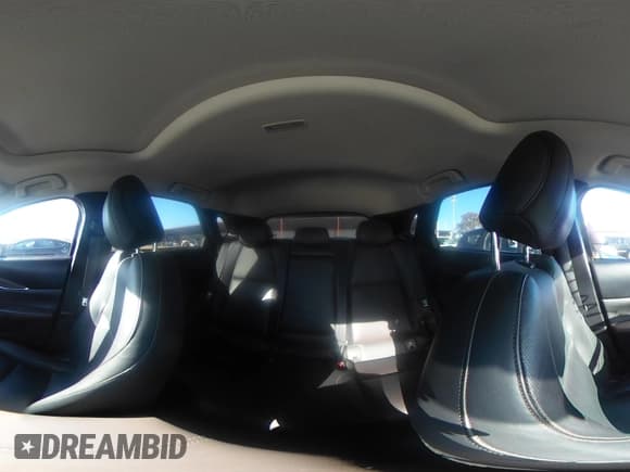 ✅ 2021 Mazda CX-30 Premium • VIN: 3MVDMBDL9MM305097 • Лот: 43664422. Опубликован ранее на IAAI с пробегом 52 650 миль. Бесплатный доступ к архиву аукционных продаж из США и подробный отчёт об истории автомобиля на DreamBid. Изображение 18.