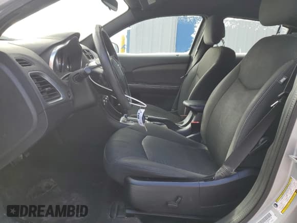 ✅ 2011 Dodge Avenger Express • VIN: 1B3BD4FB5BN608102 • Лот: 89285675. Опубликован ранее на Copart с пробегом 130 101 миль. Бесплатный доступ к архиву аукционных продаж из США и подробный отчёт об истории автомобиля на DreamBid. Изображение 7.